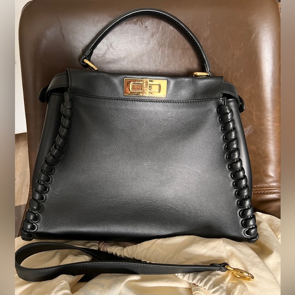 FENDI PEEKABOO Soft black nappa leather, medium size, whipstitch edge. - Picture 1 of 15